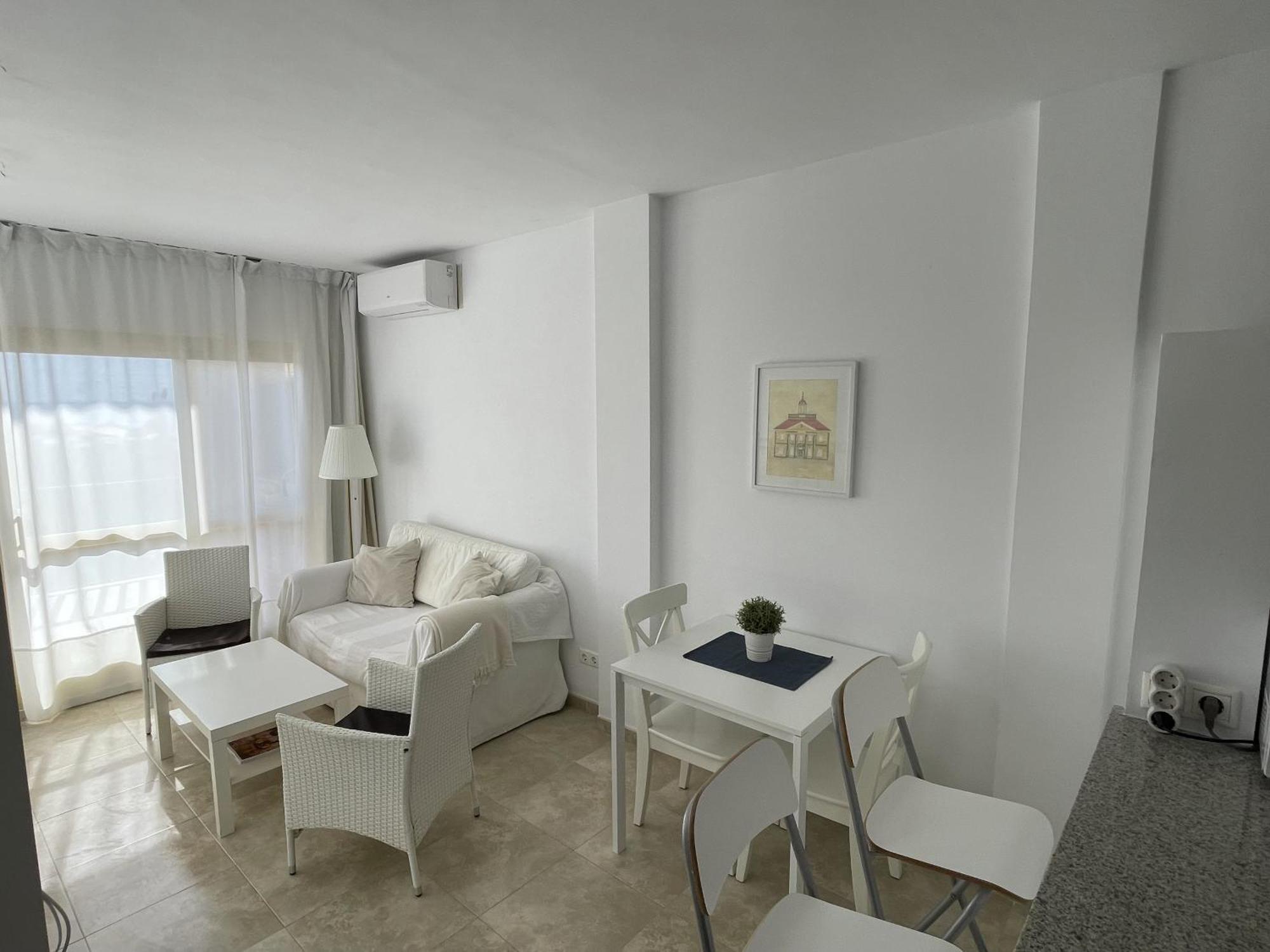 Apartment Estudio Primera Linea 50 Mtrs Playa. Fibra 600mb Marbella