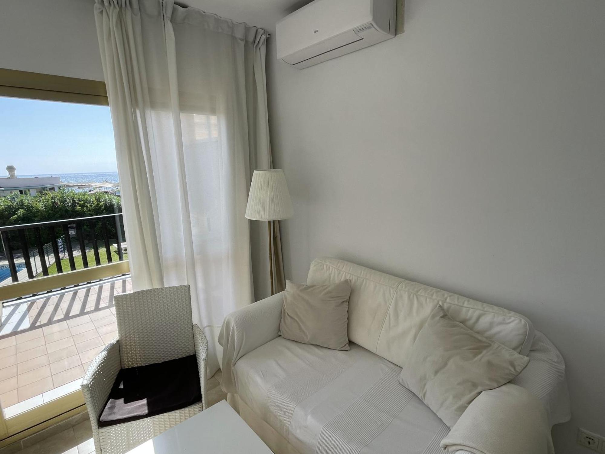 Apartment Estudio Primera Linea 50 Mtrs Playa. Fibra 600mb