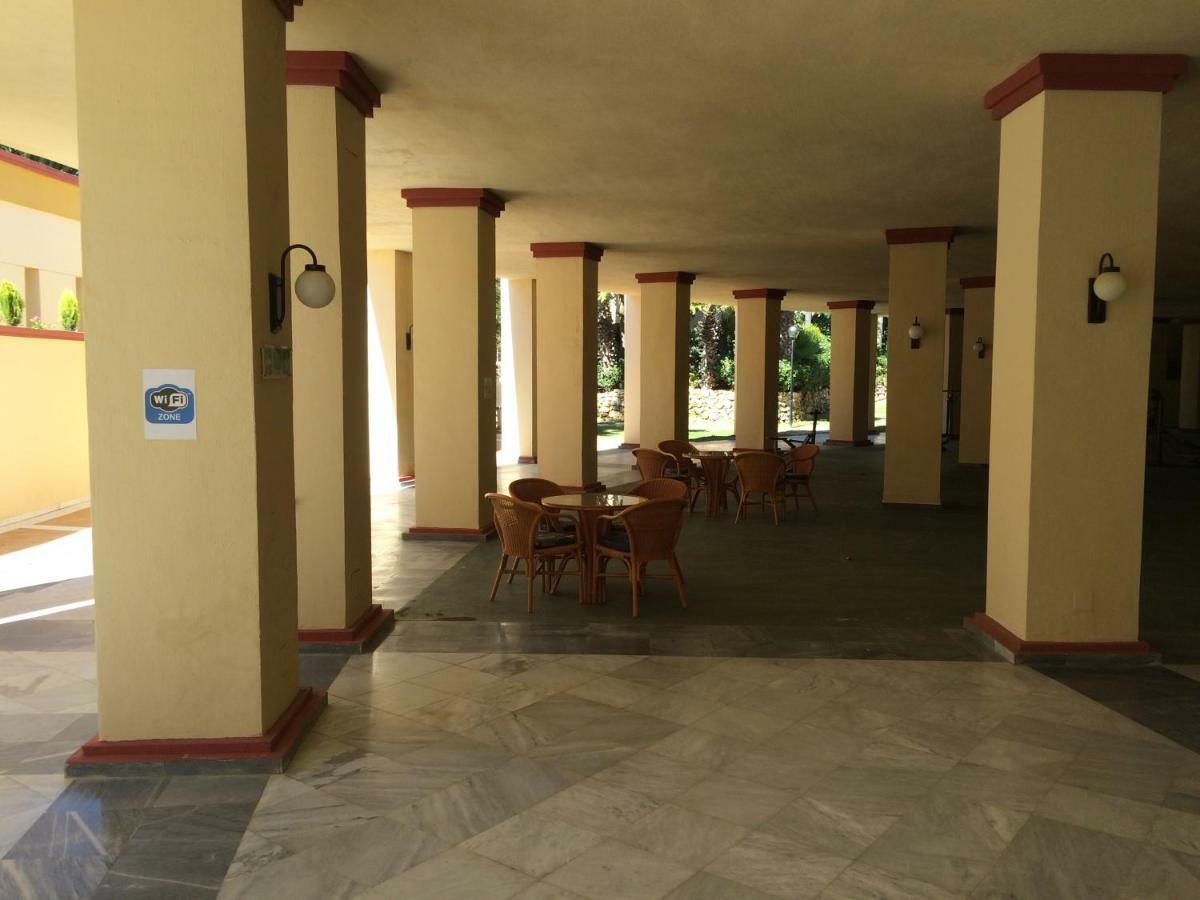 Estudio Primera Linea 50 Mtrs Playa. Fibra 600mb Marbella