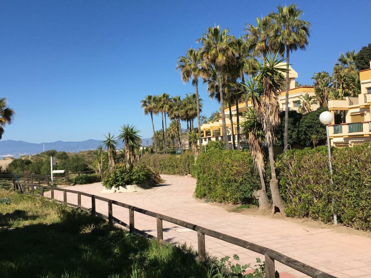 Estudio Primera Linea 50 Mtrs Playa. Fibra 600mb Apartment Marbella